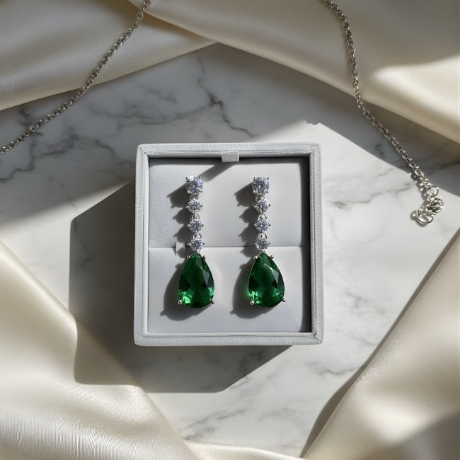 925 Sterling Silver Drop Earrings with Green Teardrop CZ – Elegant Dangle Design
