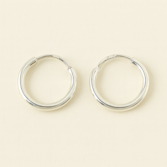 ✨ Classic Sterling Silver Hoop Earrings – Timeless Everyday Elegance